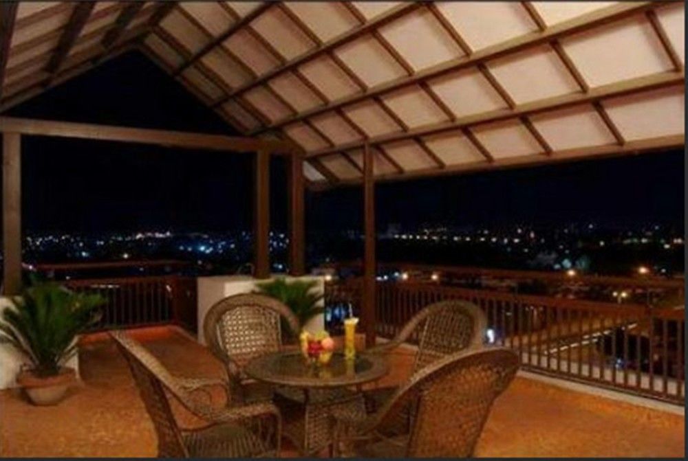 Rpj Hotel Райкот Екстериор снимка
